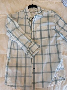 GAP White Shirt with Light Blue Windowpane Plaid